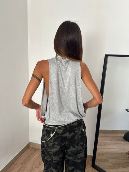 BODY CUT OUT