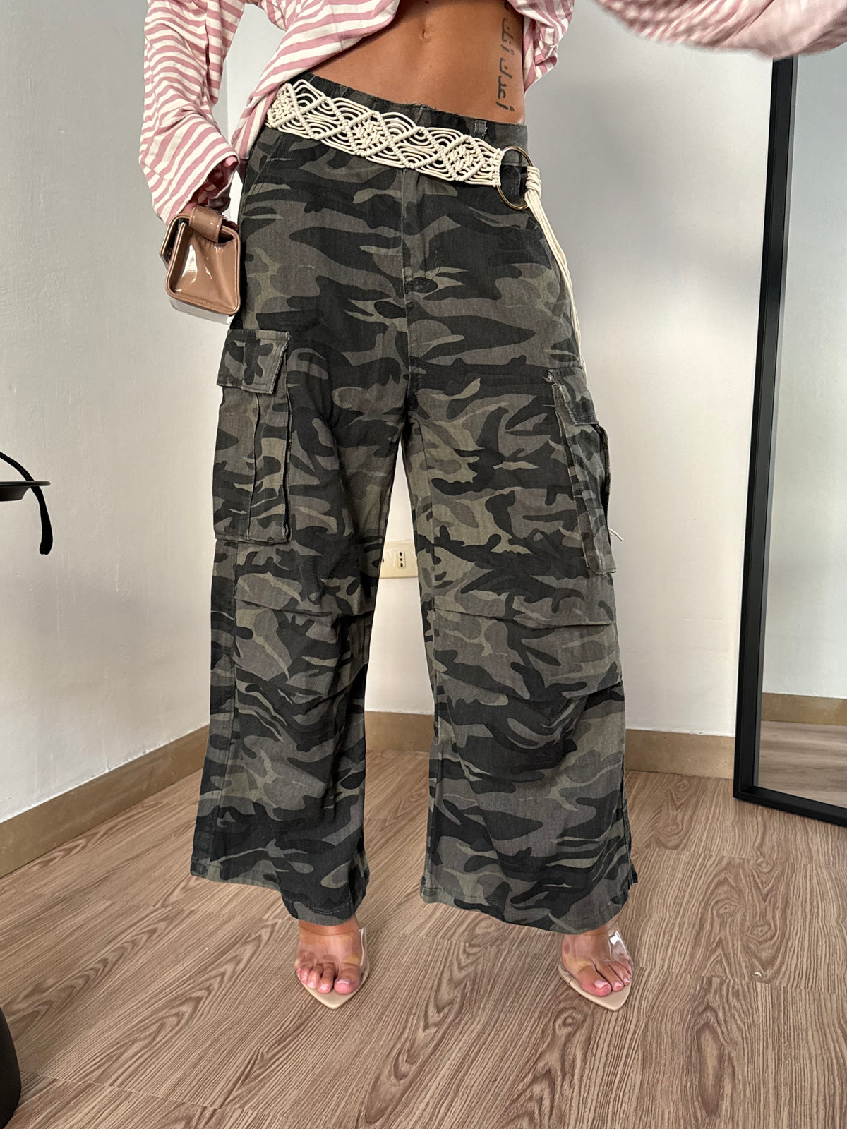 PANT FIELD