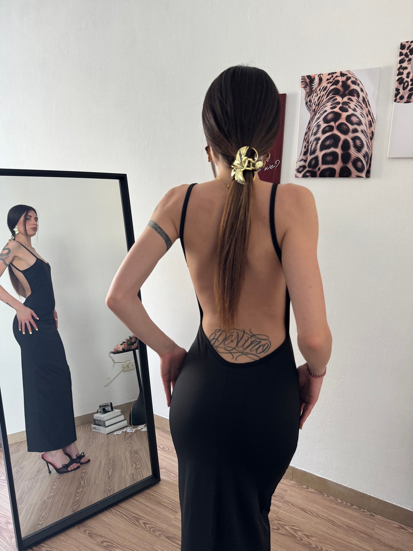 DRESS SHAPE